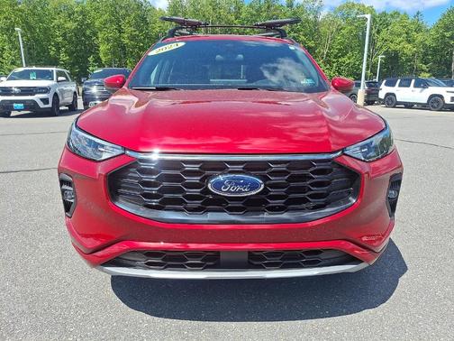 Rapid Red Metallic Tinted Clearcoat 2024 Ford Escape ST-Line Select