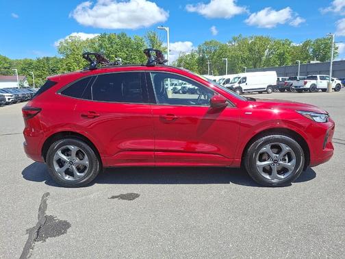 Rapid Red Metallic Tinted Clearcoat 2024 Ford Escape ST-Line Select