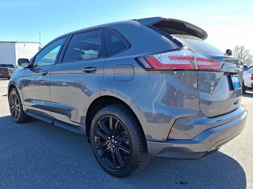 2022 Ford Edge ST-Line