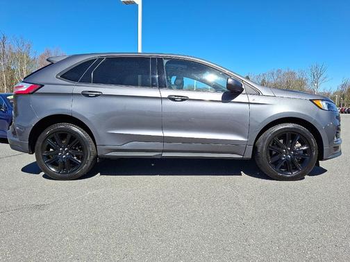 2022 Ford Edge ST-Line