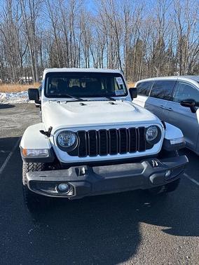 2024 Jeep Gladiator Nighthawk