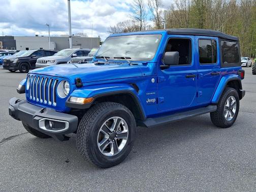 Hydro Blue Pearlcoat 2022 Jeep Wrangler Unlimited Sahara