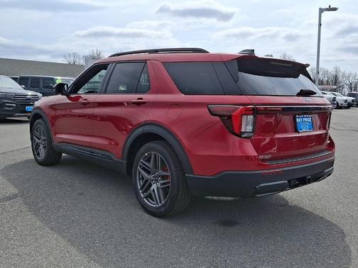 Rapid Red Metallic Tinted Clearcoat 2026 Ford Explorer ST-Line