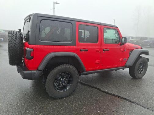 2025 Jeep Wrangler 4xe Sport
