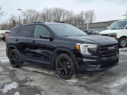 2023 GMC Terrain SLE