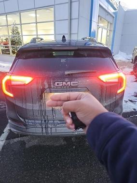 2023 GMC Terrain SLE