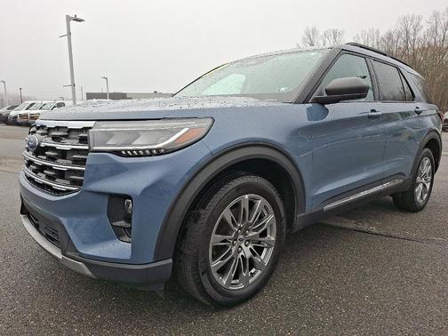 2025 Ford Explorer Active