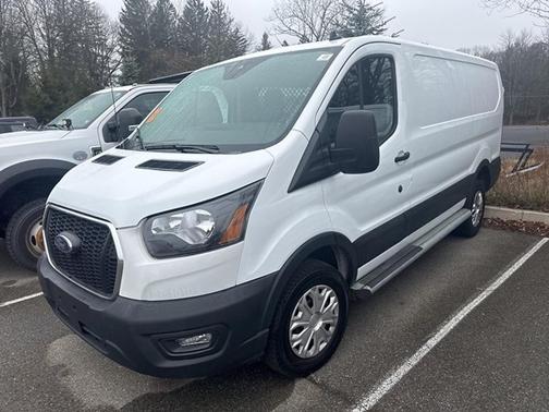 2024 Ford Transit-250 