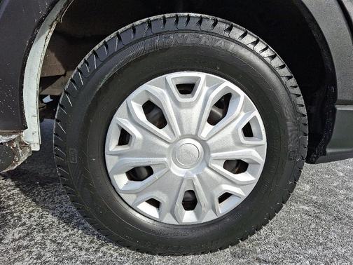 2024 Ford Transit-250 