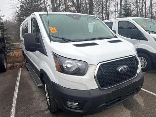 2024 Ford Transit-250 