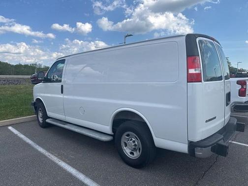 Summit White 2024 Chevrolet Express 2500 Work Van