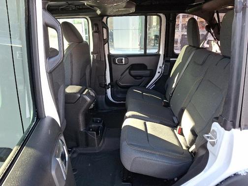 Bright White Clearcoat 2026 Jeep Wrangler Sport