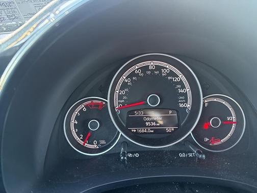 2018 Volkswagen Beetle 2.0T S