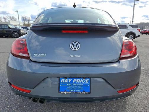 2018 Volkswagen Beetle 2.0T S