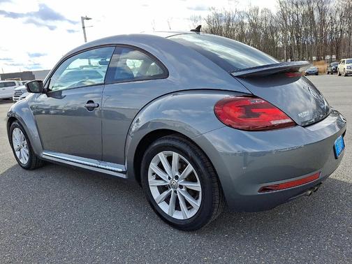 2018 Volkswagen Beetle 2.0T S