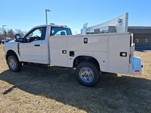 2025 Ford F-250 XL