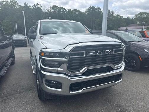 Bright White Clearcoat 2026 RAM 2500 Big Horn