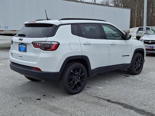2026 Jeep Compass Latitude