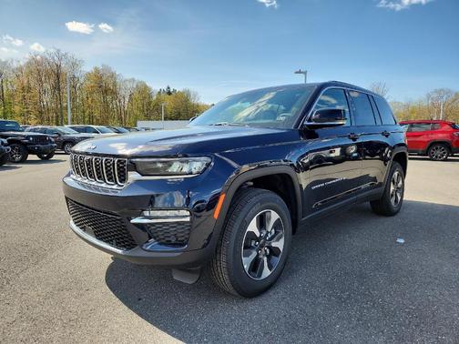 2024 Jeep Grand Cherokee 4xe Base