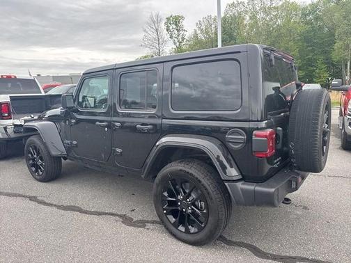 Black Clearcoat 2025 Jeep Wrangler 4xe Sahara