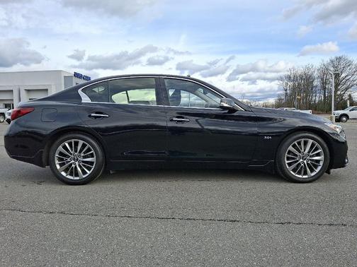 2019 INFINITI Q50 3.0t LUXE