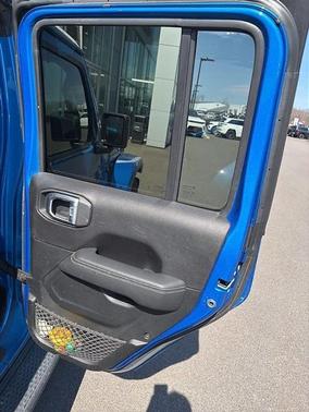 Hydro Blue Pearlcoat 2020 Jeep Gladiator Overland