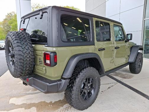 2025 Jeep Wrangler Sport
