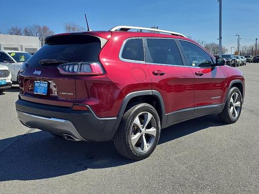 Velvet Red Pearlcoat 2021 Jeep Cherokee Limited