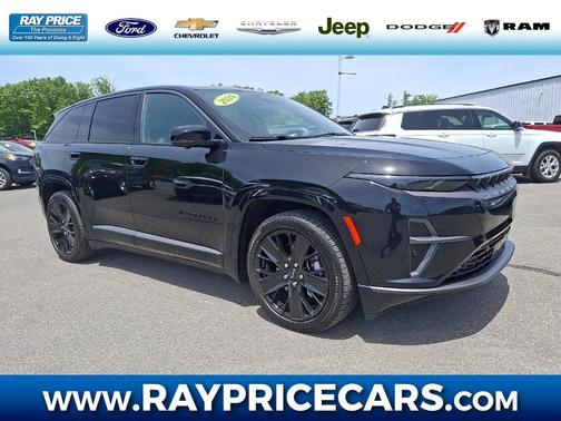 Diamond Black 2024 Jeep Wagoneer S Launch Edition