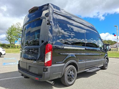 2025 Ford Transit-350 XLT