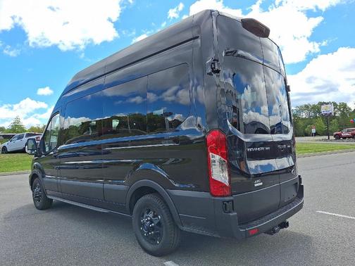 2025 Ford Transit-350 XLT
