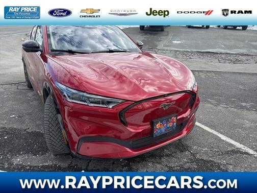 2022 Ford Mustang Mach-E Premium