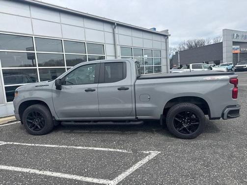 Slate Gray Metallic 2024 Chevrolet Silverado 1500 Custom