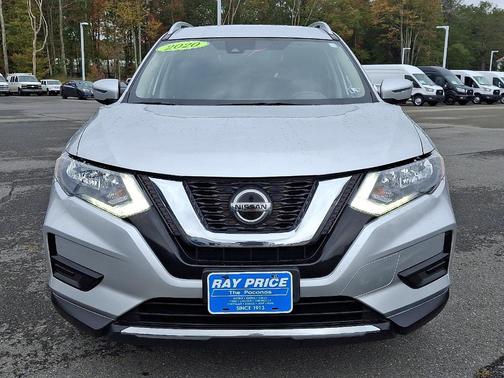 2020 Nissan Rogue SV