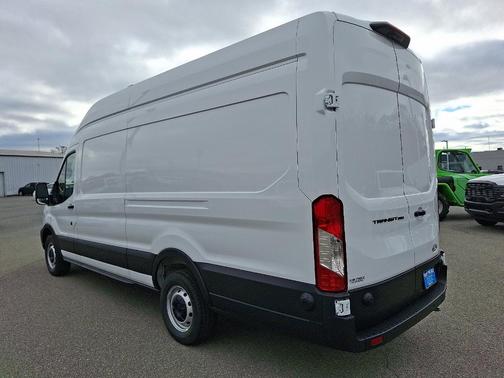 2026 Ford Transit-350