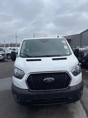 2024 Ford Transit-250 