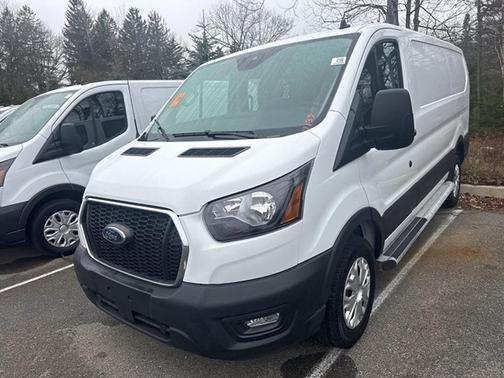 2024 Ford Transit-250 