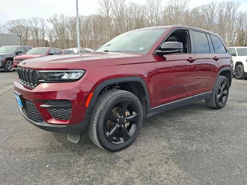 2023 Jeep Grand Cherokee Altitude