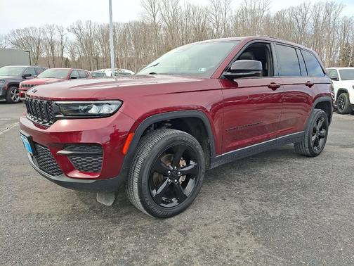 2023 Jeep Grand Cherokee Altitude