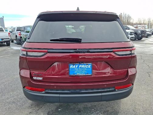 2023 Jeep Grand Cherokee Altitude