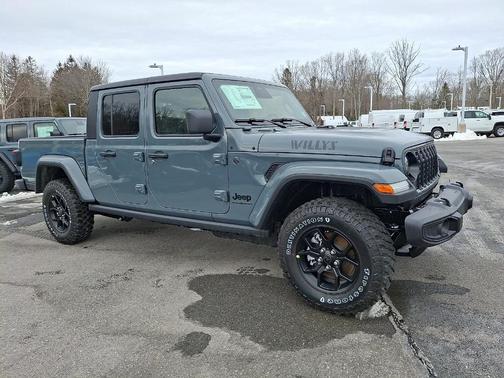 2026 Jeep Gladiator Sport