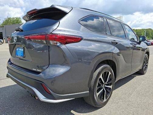 2021 Toyota Highlander XSE