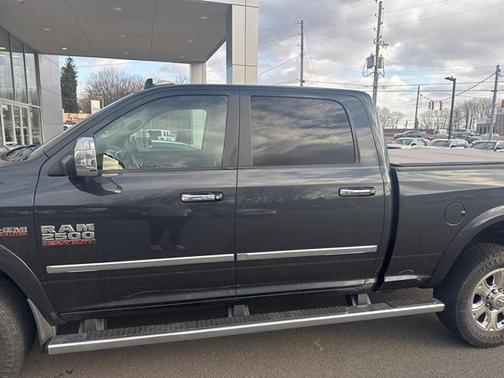 2016 RAM 2500 Laramie