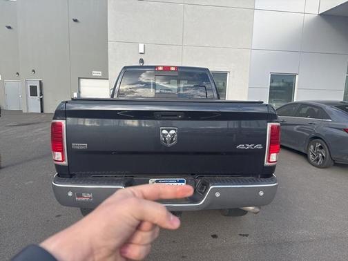 2016 RAM 2500 Laramie