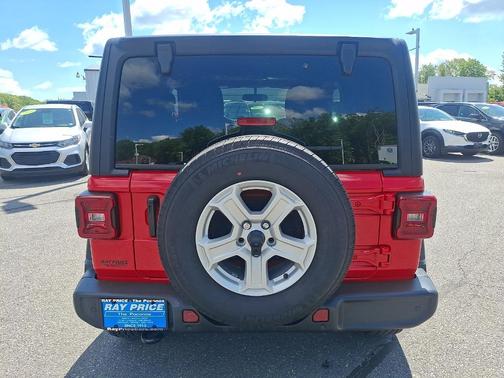 Firecracker Red Clearcoat 2021 Jeep Wrangler Sport S