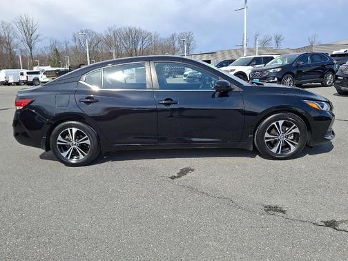 Black 2021 Nissan Sentra SV