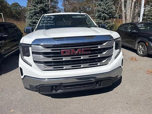 2024 GMC Sierra 1500 SLE