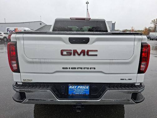 2024 GMC Sierra 1500 SLE