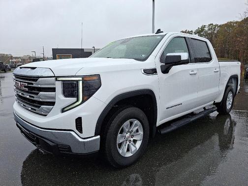 2024 GMC Sierra 1500 SLE