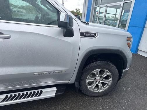 2020 GMC Sierra 1500 SLE